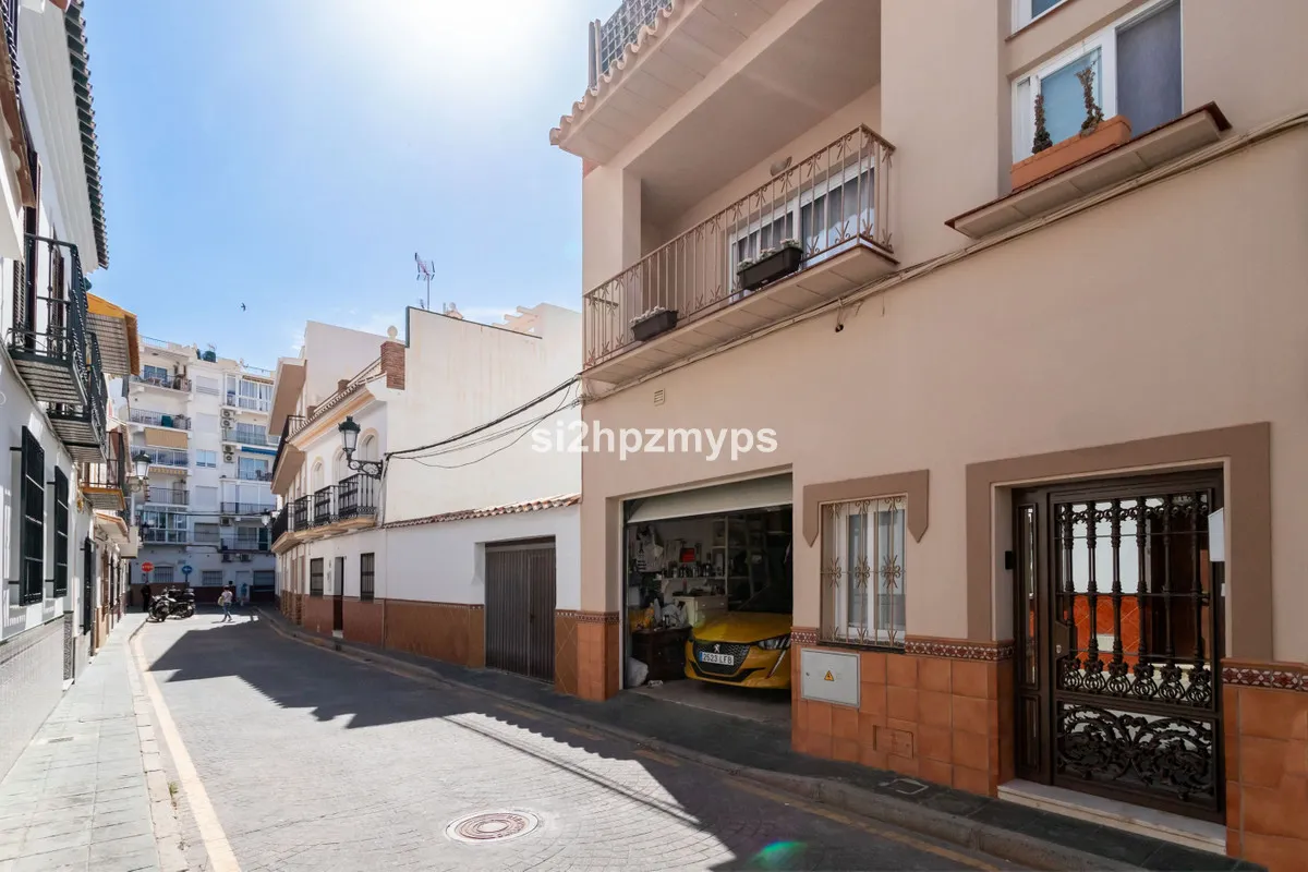 52135bb4-239c-4d17-9e09-8018c972bf72