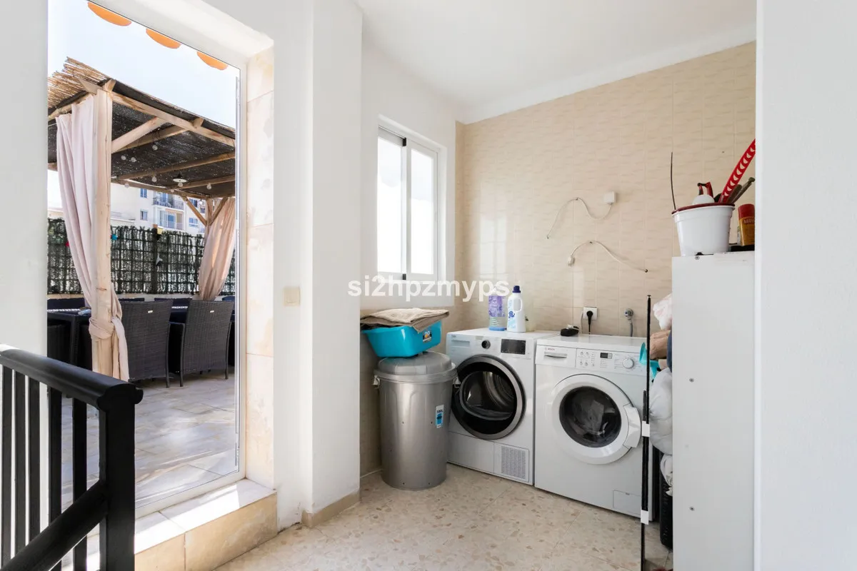 6b29e546-be90-4feb-896f-03117bd042fd