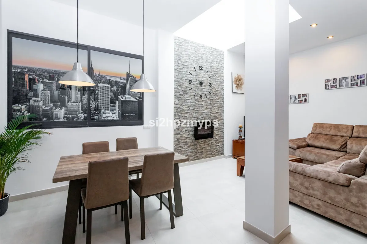 f7bd2a9b-8e1c-4eb8-a771-75e59b7fc981