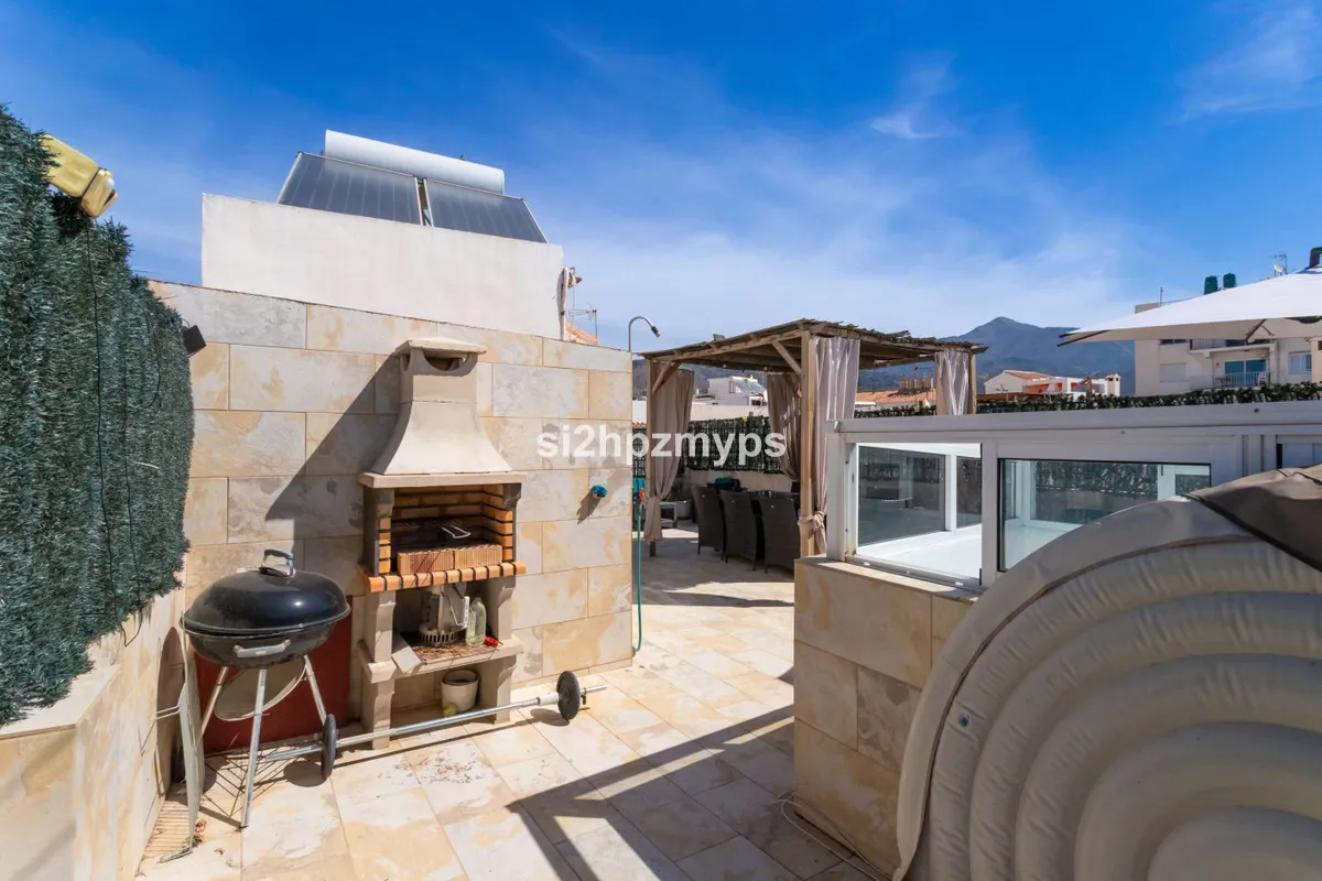 fb721179-f8b4-4116-9a3a-d13f14b05962