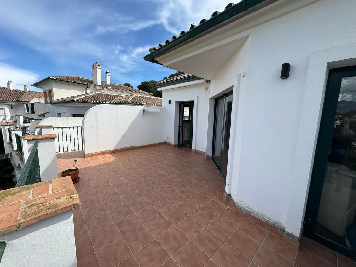 33a34cb5-bccb-435d-9e85-3439b3f4e5dd