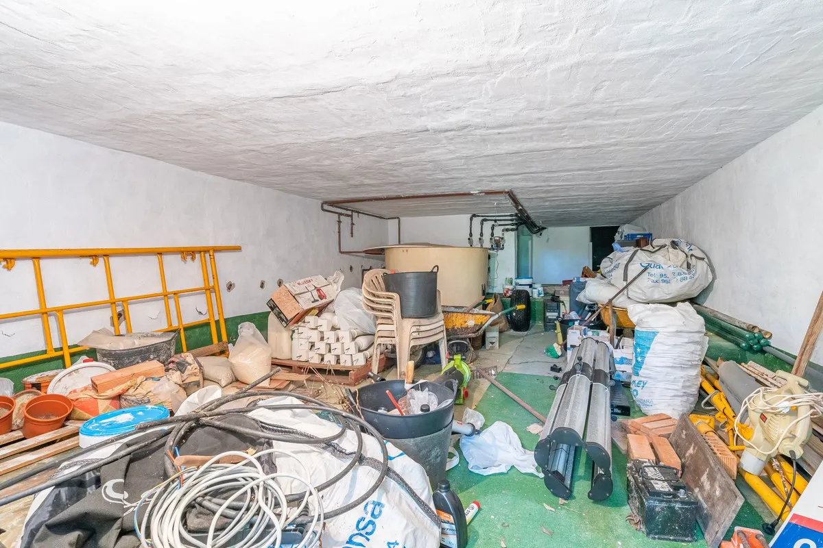 82765532-2474-44c6-9aed-87d85e5f65c4