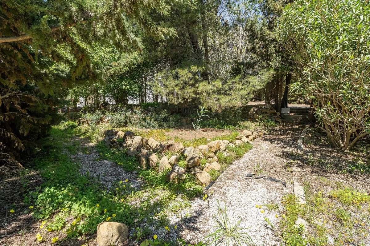 8a4d61c7-beb0-4686-adc1-75c5c3dc59d4