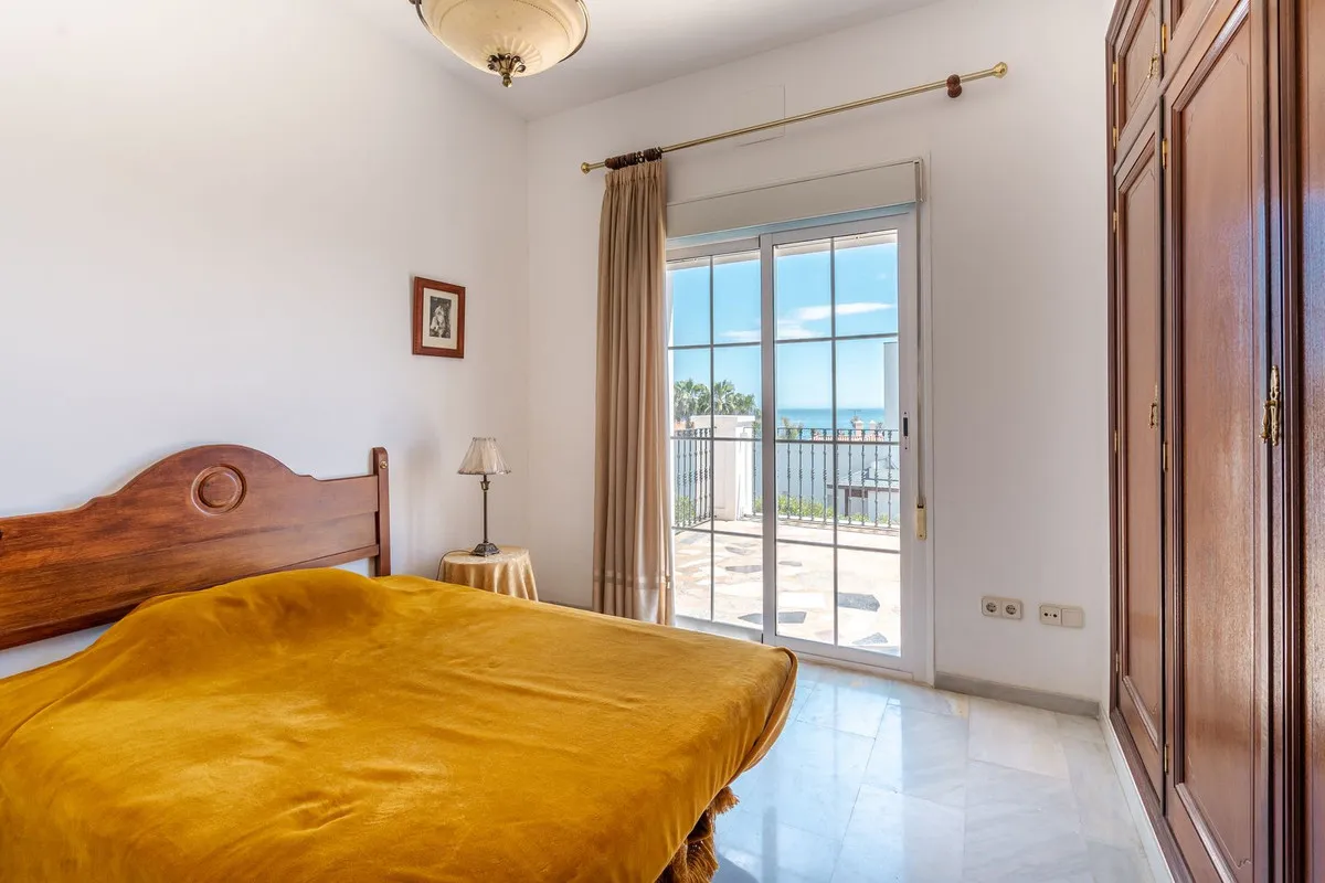 aa993551-7edb-4d5c-a3e8-2b6d4ac5ca79