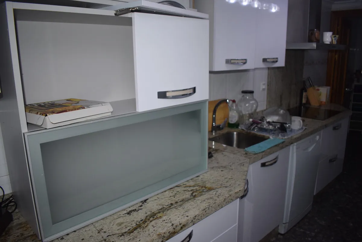 b28b74fe-d695-49f4-a970-6288abd0ae06