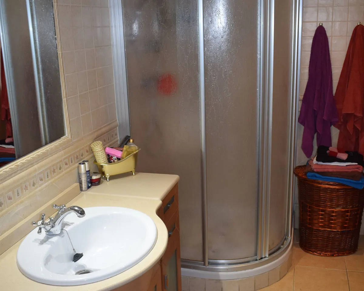 ce7346b6-ca37-4bd0-a66b-b4015fb5740f