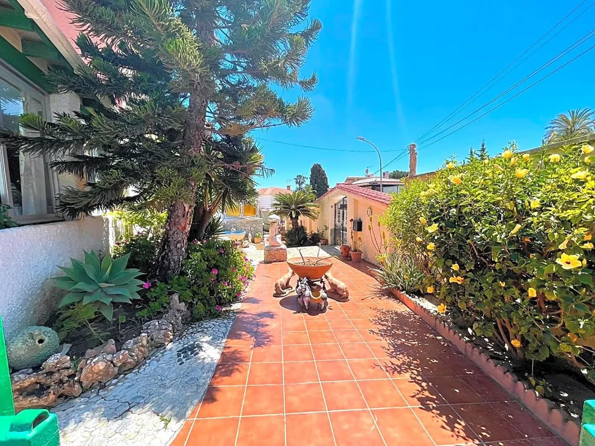 5f8a161a-c476-4f12-b0b9-dd7afd9baa94