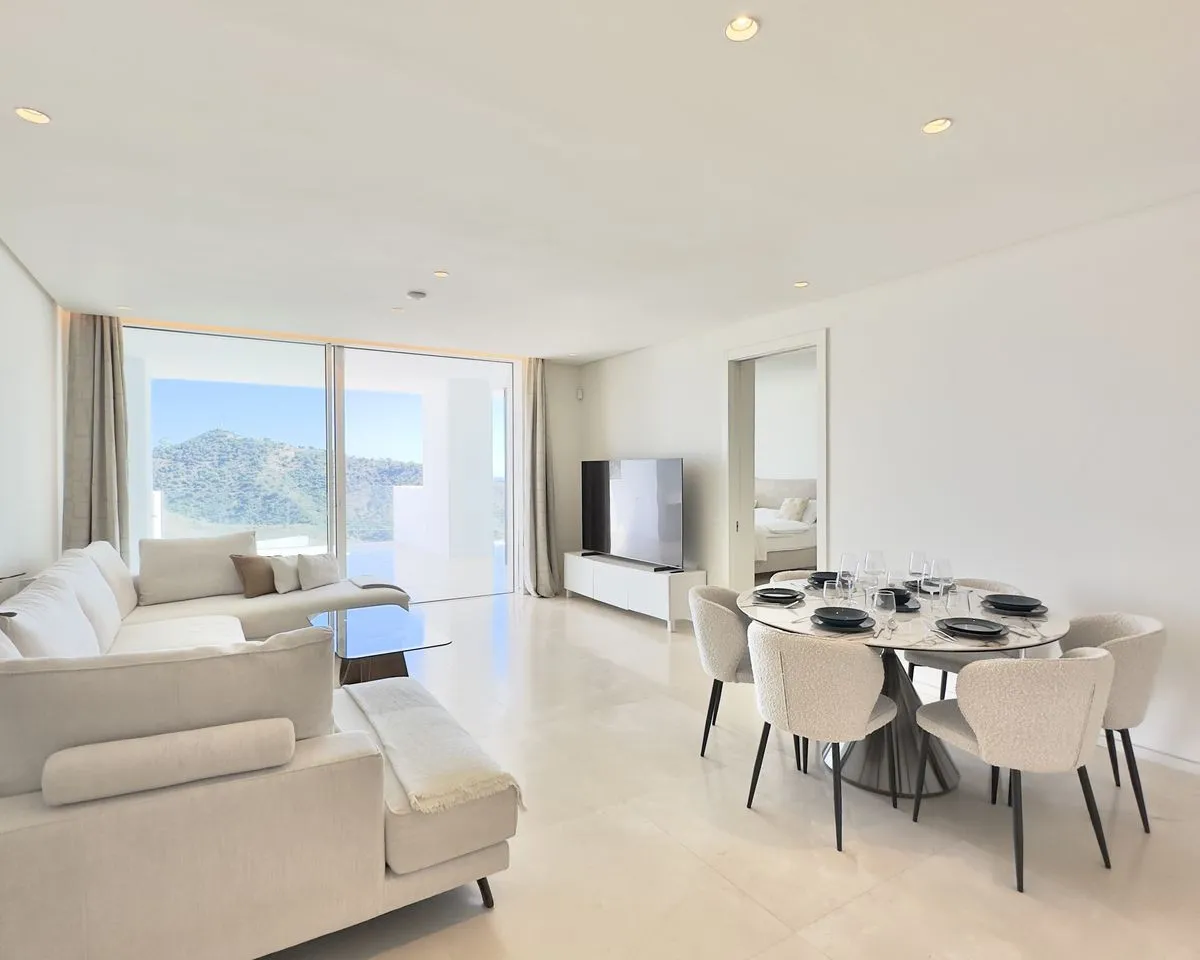 3d1a4ae8-f9a5-4c92-8f24-32e871c5612a