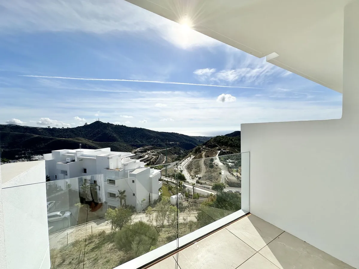 9c23a486-08dc-42dd-9b4e-a87f46a0c5f4