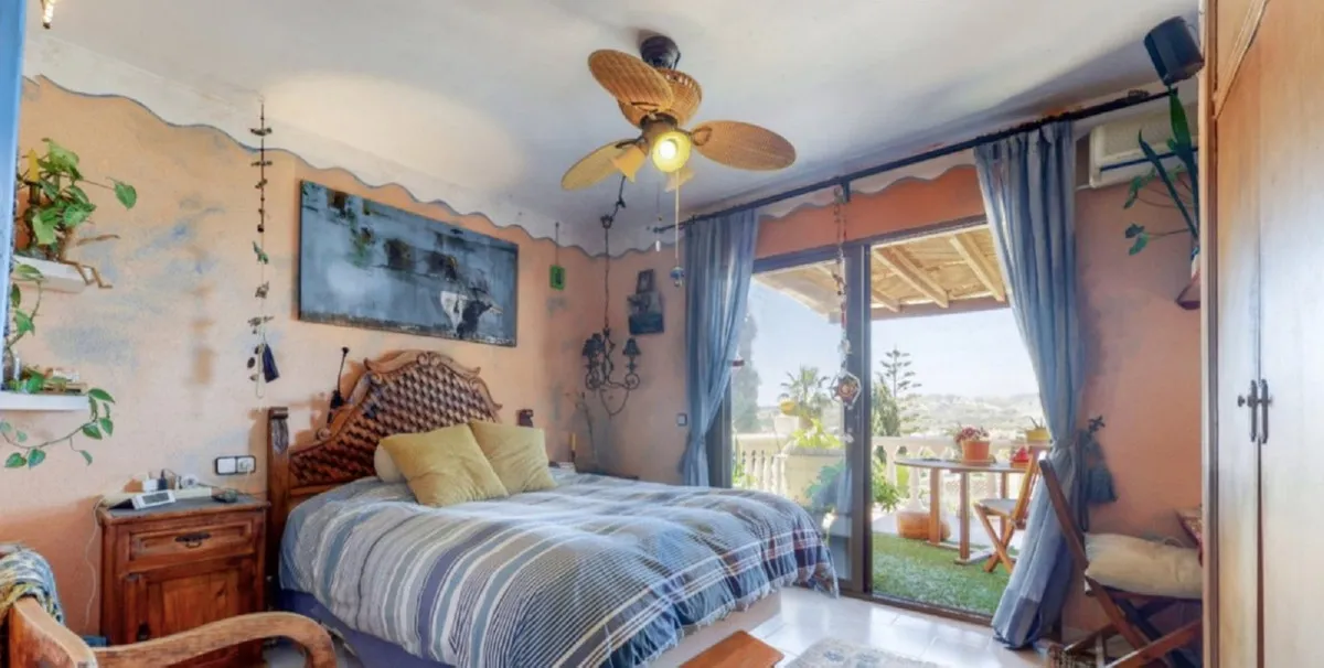 3d993c83-036d-4618-b371-68ca93e3b555