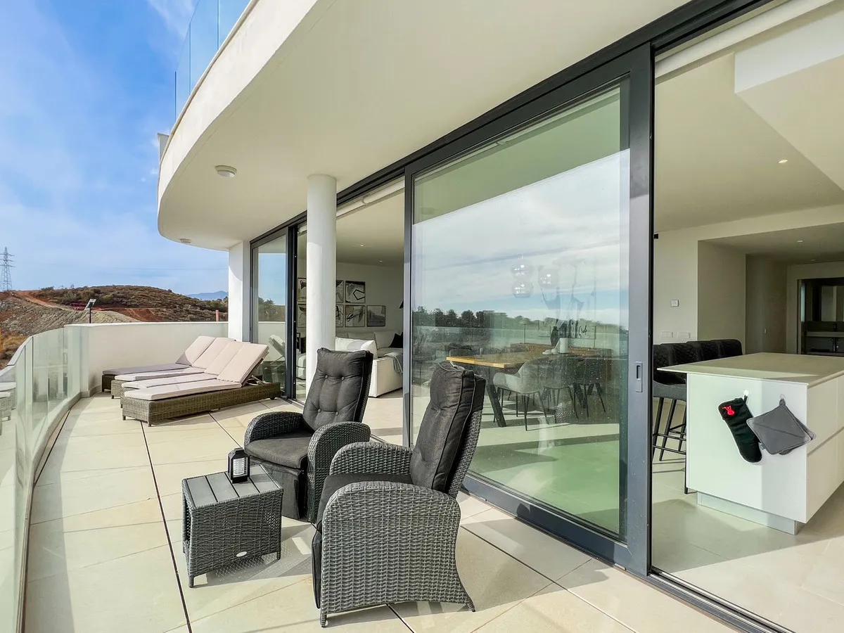 5acc6670-0418-4d5c-8b46-b264a503d615