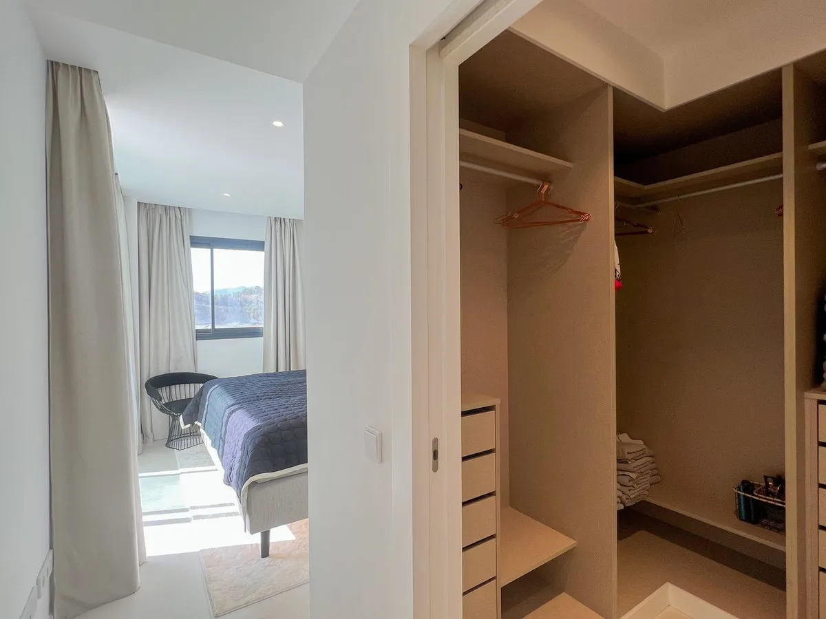 b508e0df-3e1b-467d-8bf2-2e34ec9a855a