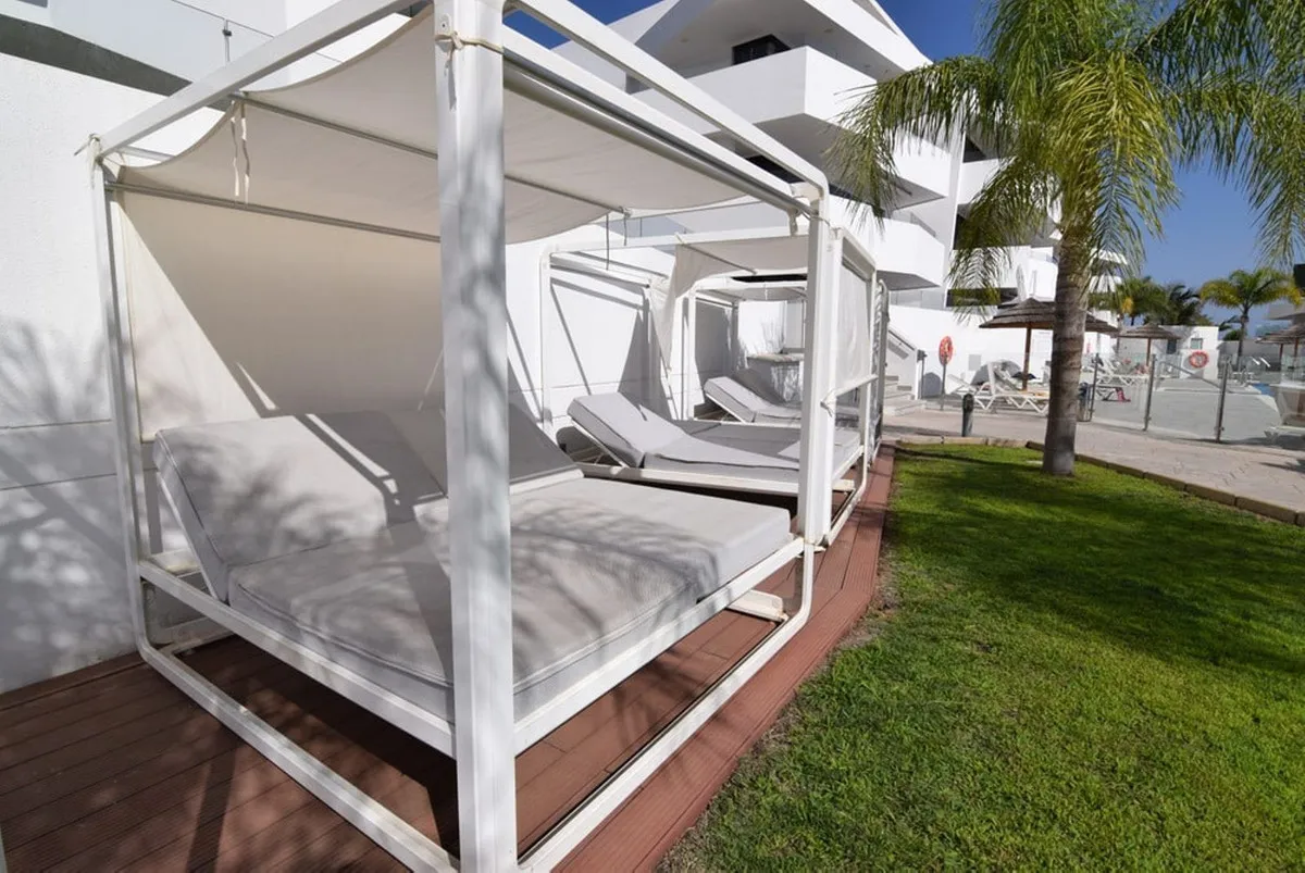 e17c54d7-7573-450f-a216-d1065f66a6b3