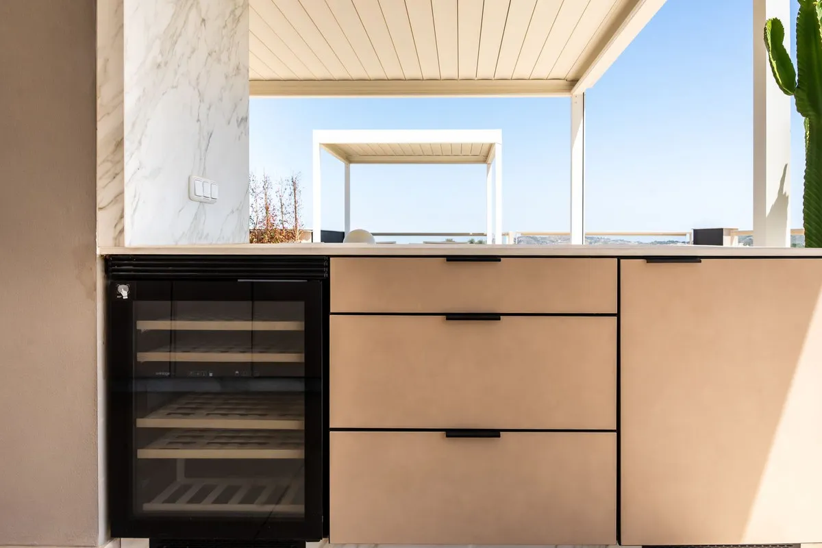 0699ca37-fb6c-4732-89ed-2b98928b2300