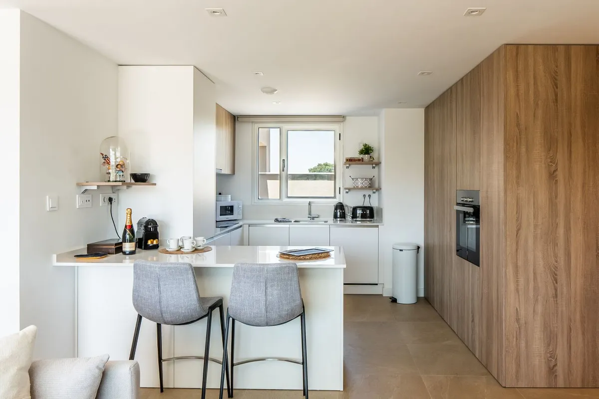 997c6173-7775-4aec-b649-e2f1fe490d53