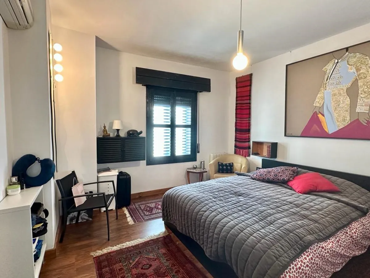 cc04932b-83b1-4fb6-a1e8-7ddb37192900