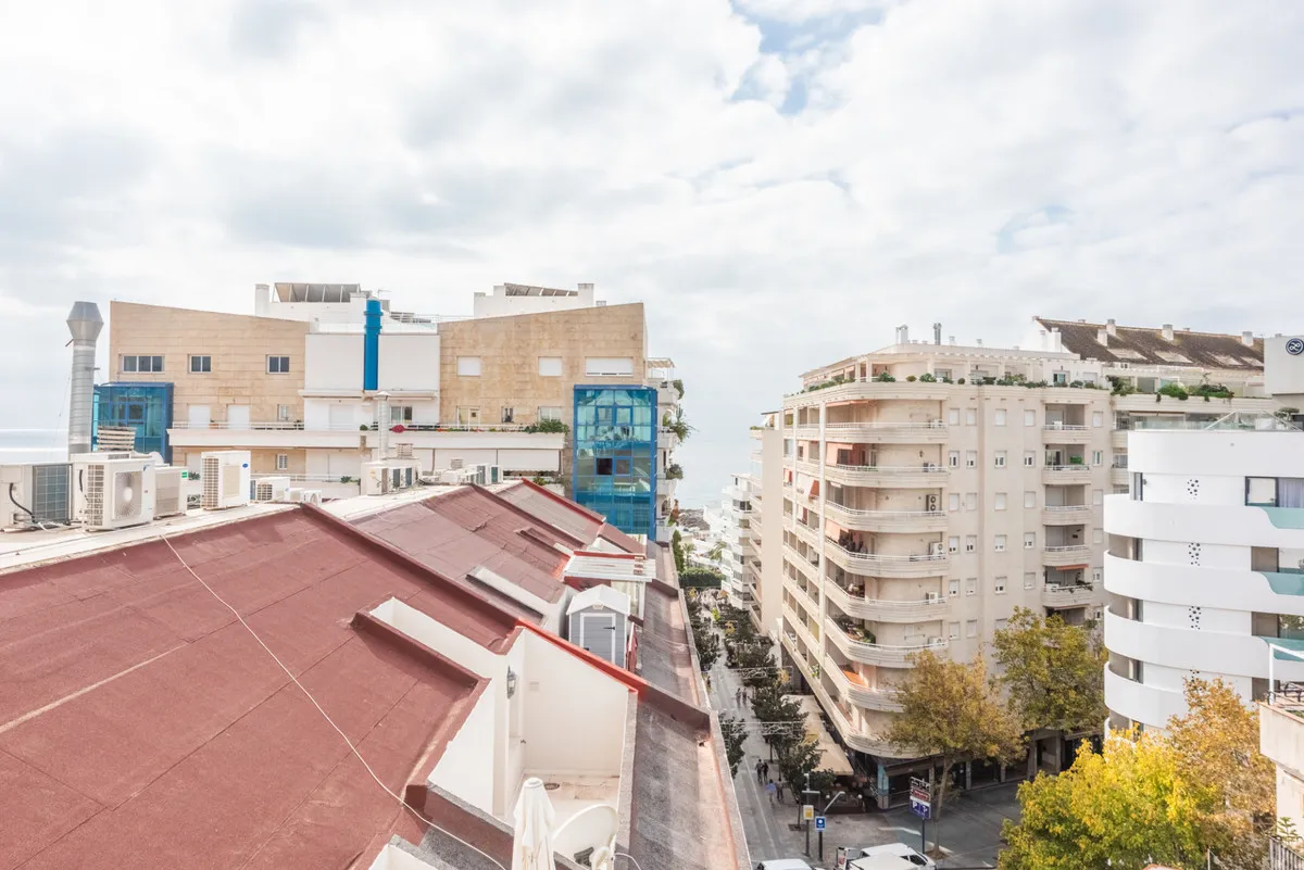 382ad376-d1bd-4616-bf2c-1ba4856bc20a