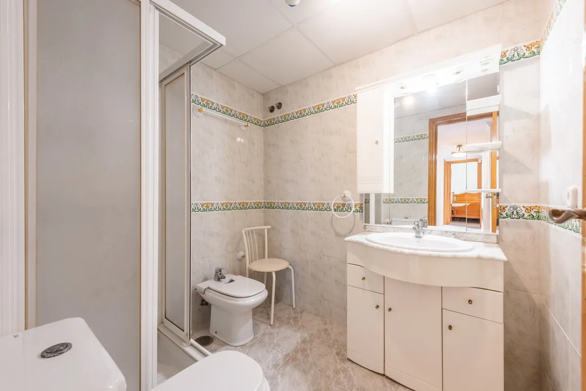 d76947ad-a23d-400e-83e0-e0a42913e450