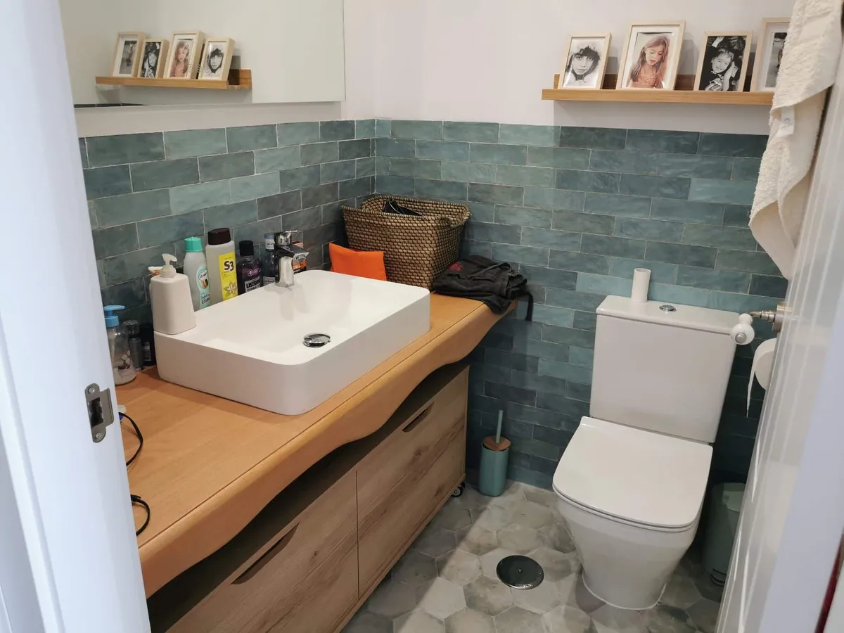 e64fbff7-1f12-462c-81db-f9b9ffc2b3e0