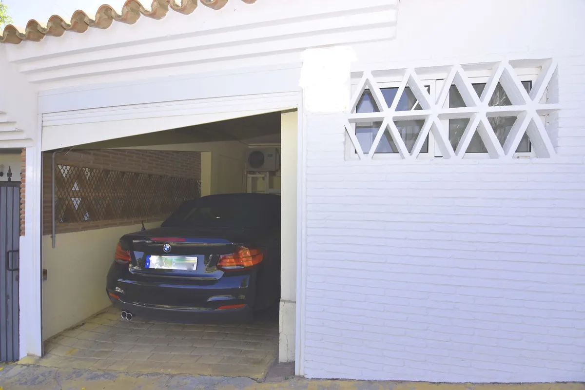 52565b23-5949-4f21-b4cb-0db0674b1f7f