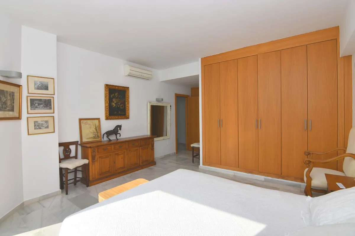 fc92990f-9448-4f05-8083-7dab0ce4818d