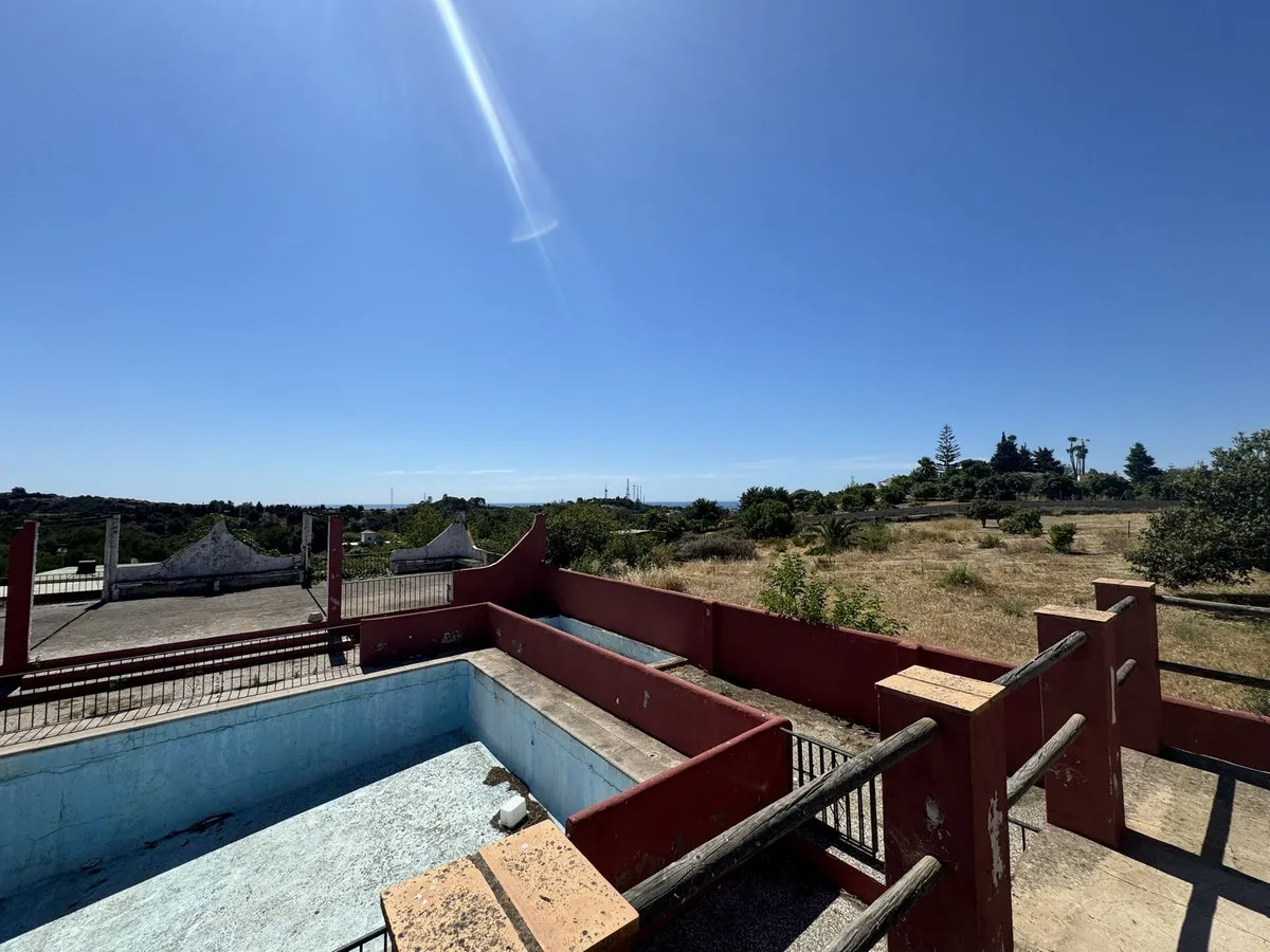 502b0996-8ae2-435e-9a4d-98130dc83a0a