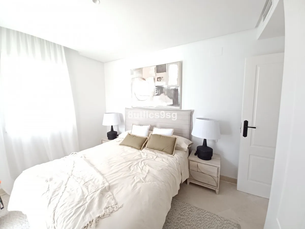 1e06809c-1d71-4947-97b3-2f2e95f9d30a