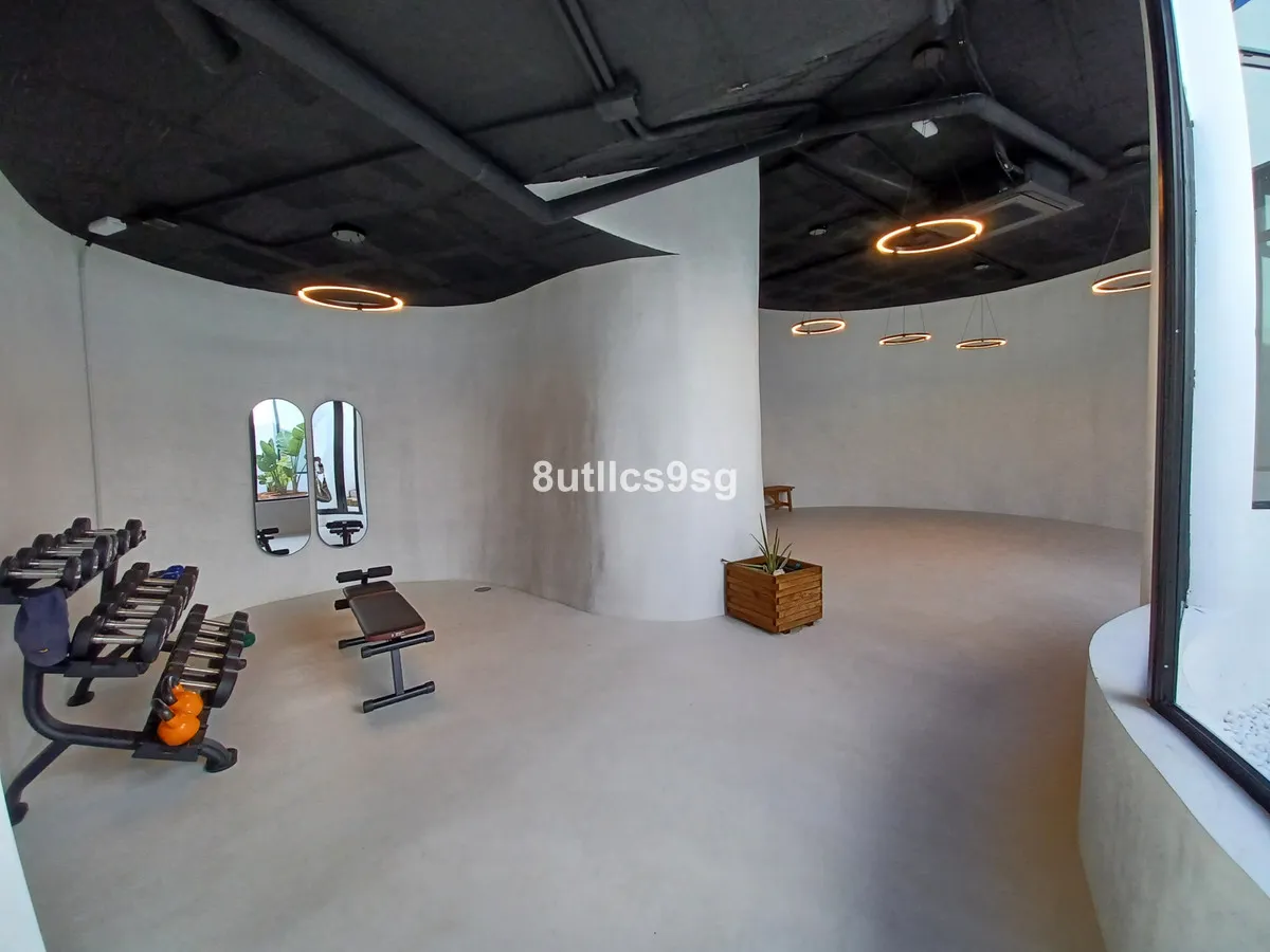 e33546d8-102e-4a75-b88a-583d3efc1de0