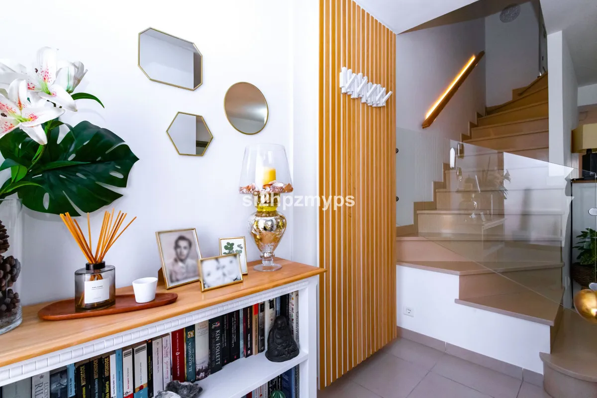 6348e6ed-fd7c-4884-bec4-81fa7498894c