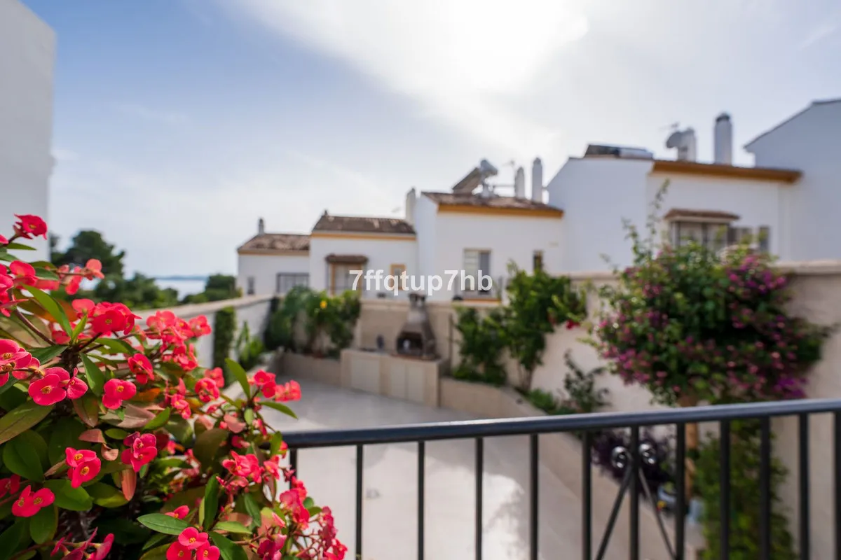 1f942c1d-1d3a-4d34-bf99-c00650e97359