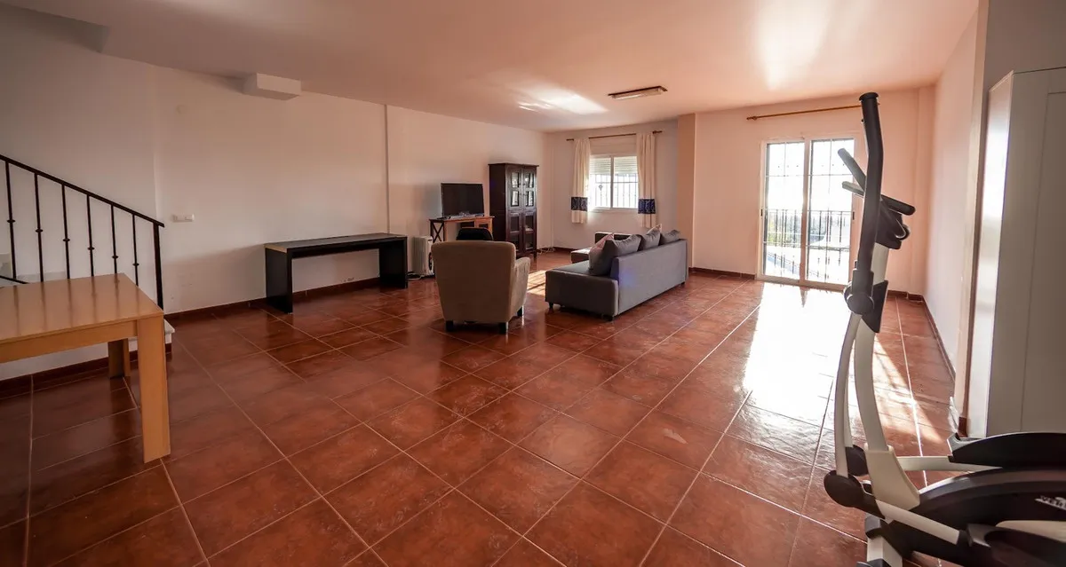 32b18192-e9b5-490b-93d0-821a9ae79163