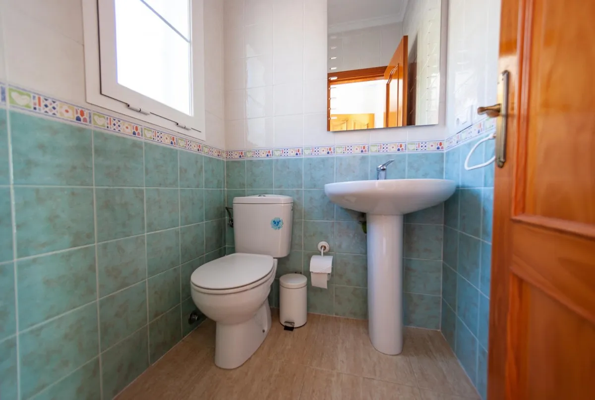 576c221f-304d-44bd-99ce-b66babedb3f5