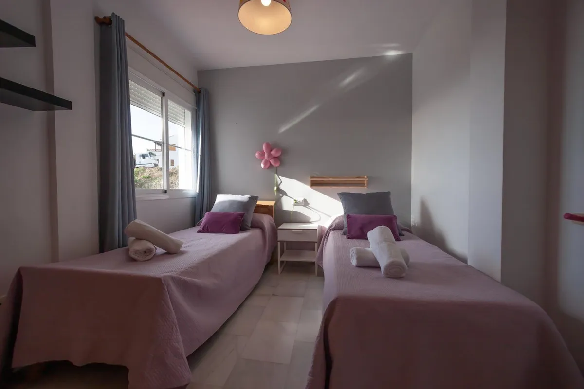 c5e640a9-9633-44ed-8524-7a6907b5be53