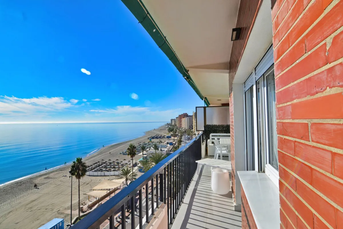 a71046c2-9959-4bda-a28f-8bc65c7dd49f