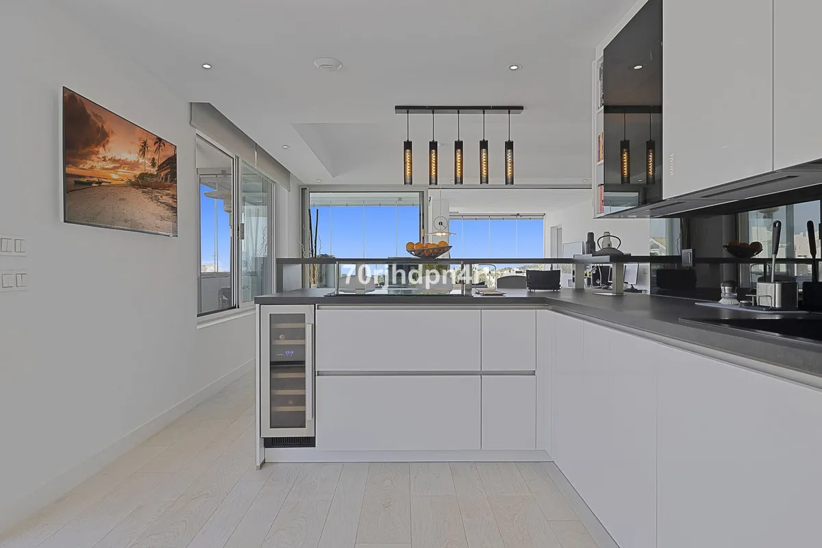 0038199f-d851-4a35-adc2-b9de51aad5ce