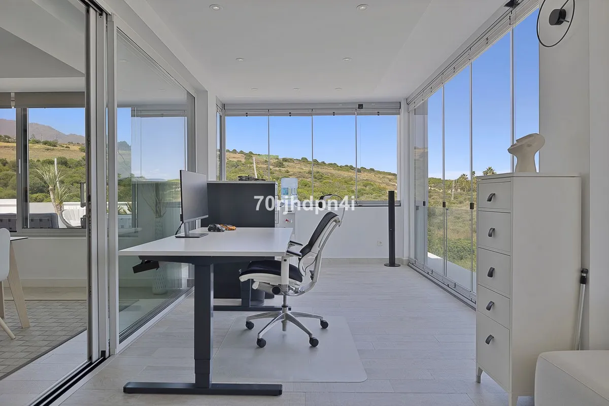 285e5283-b311-435c-ae20-e508bca19785