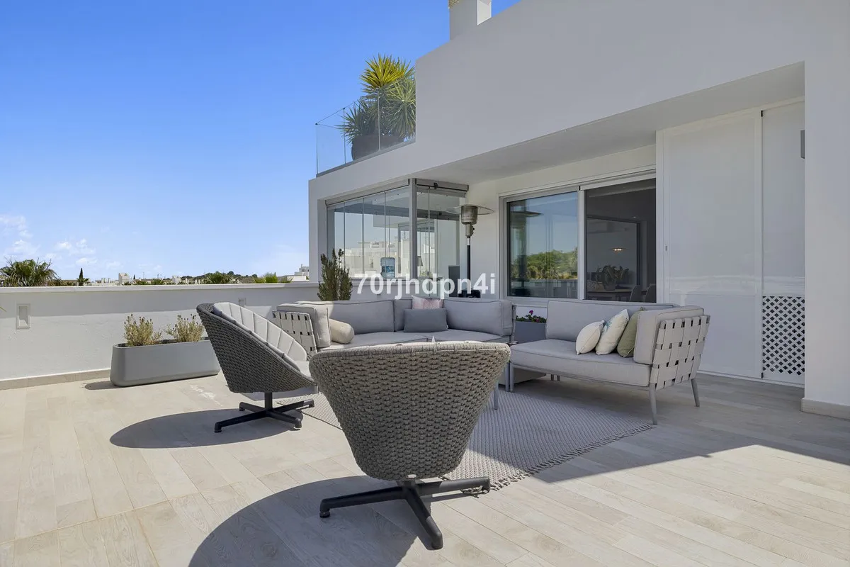 d3976335-55f4-47e3-b213-db6309a81e48