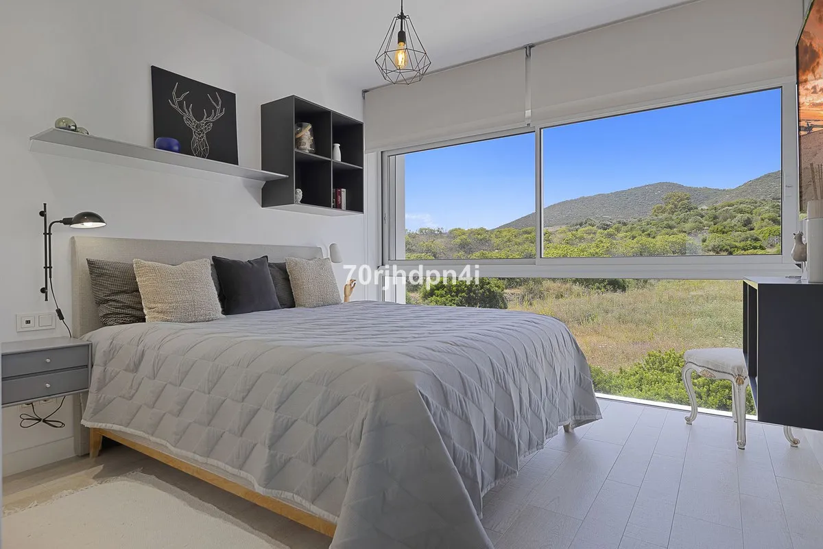 d6f4abd4-329a-4559-b0a0-ab4ad6db4697