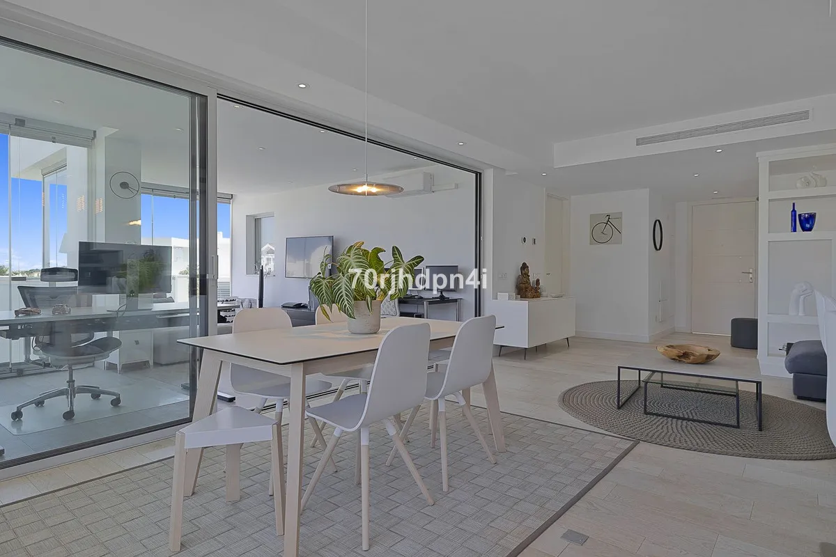 d8cf2fc0-57d5-49df-a0ee-1304053f8e22