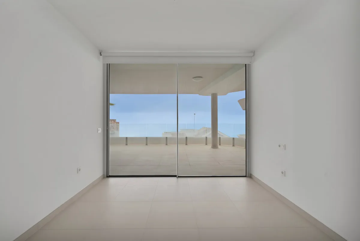 0aa01b96-fd76-4e38-9385-259c613e8088