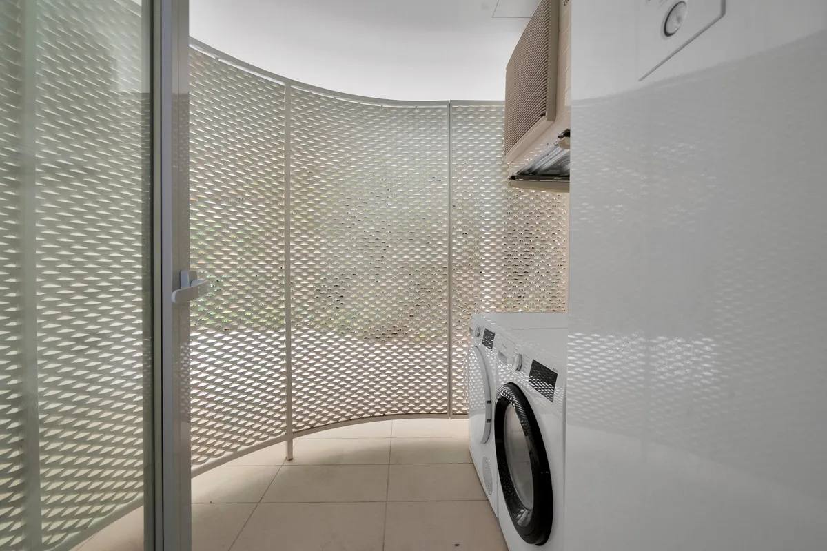 5331f4a1-0f62-4764-8954-835d82f53ec2