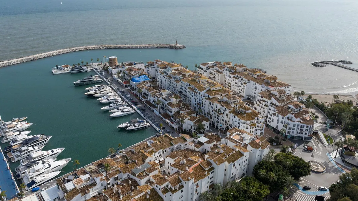 16ce3e08-306c-4767-a3d3-9263adaf0629