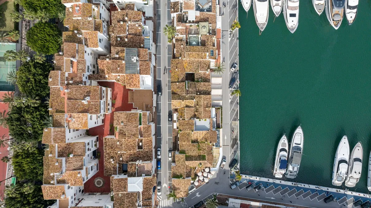 3f600743-272e-418d-93d6-955b6b57a7d9