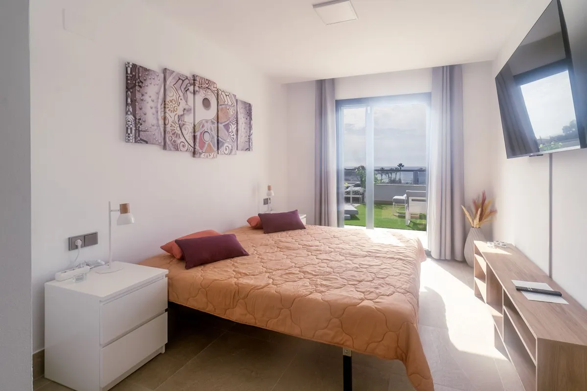 22b02f55-bb06-4b2f-90f0-2785a276bfee