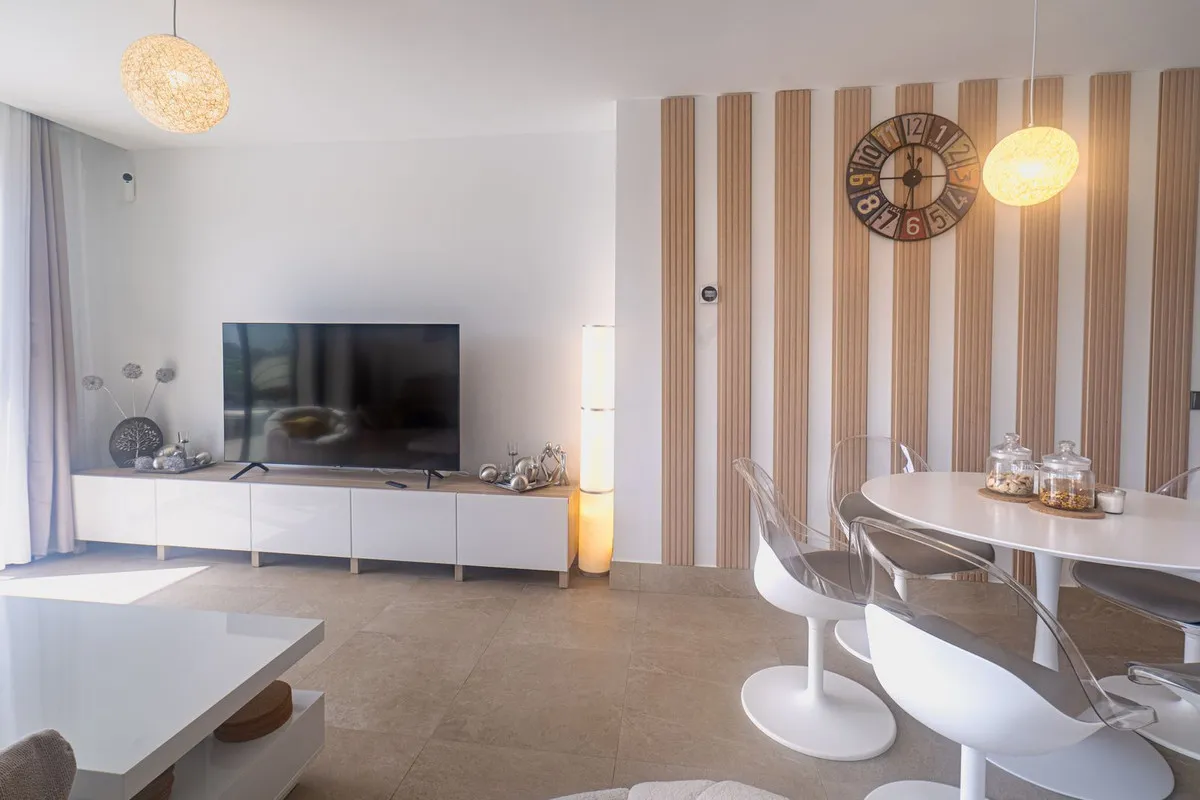 422824ac-9719-484c-891e-ade198435b5a