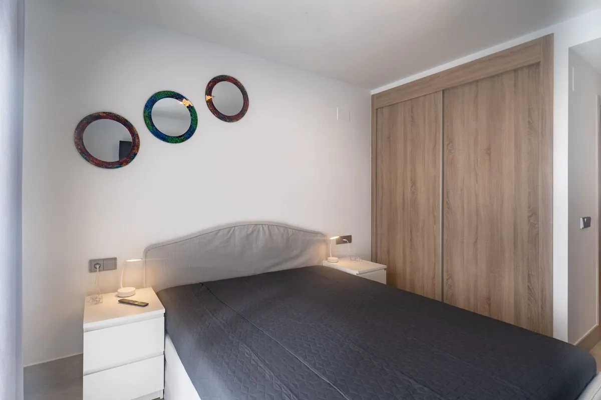 9261420e-39d9-436a-b957-819bae5f4f26