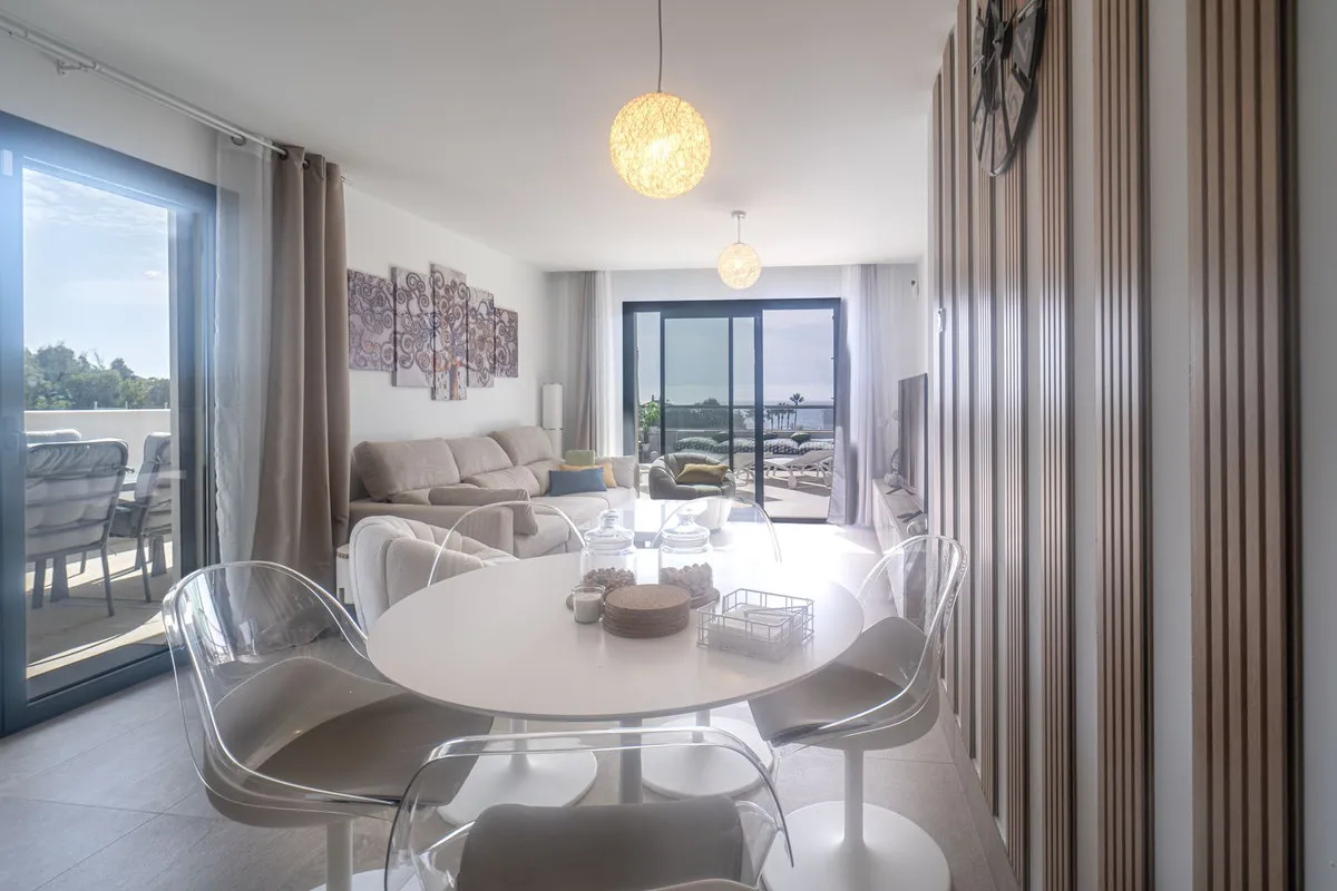 f05814fd-f326-4daf-8602-3c4c0568552e