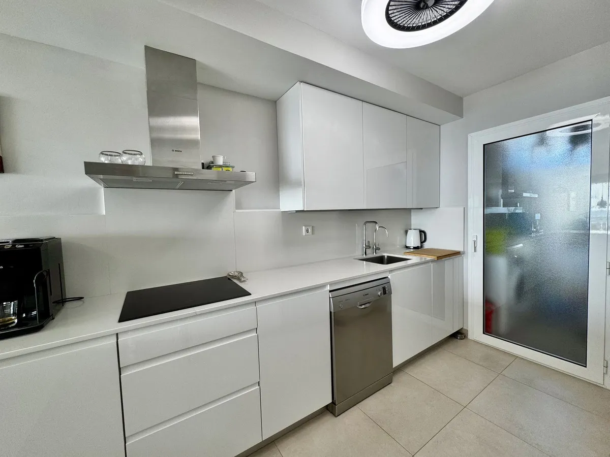 288de48a-db7a-4817-a7cb-fc5397e01625