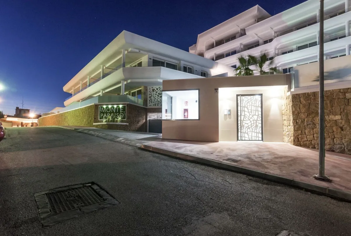 7ecd2329-bb2e-4d84-84c0-cd30d4980512