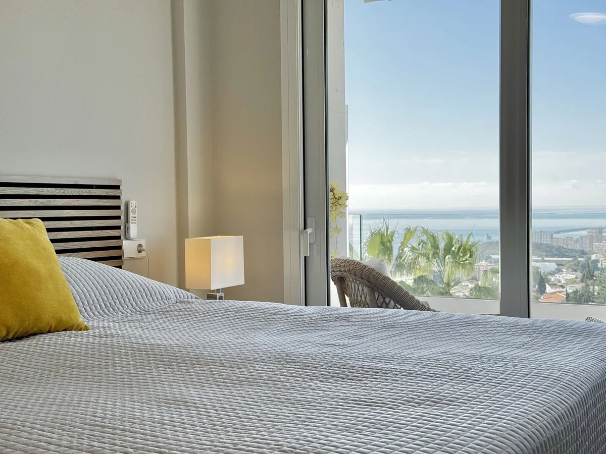 d9661e71-70ba-465d-bc9f-6c6c734ee2aa